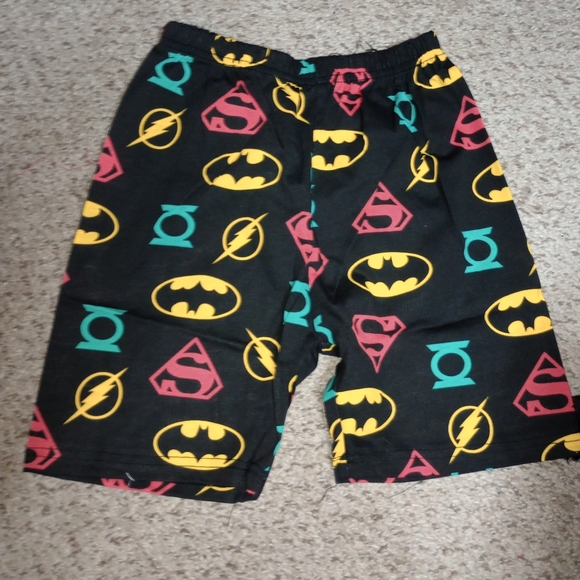 New Kid's Batman Pajama Set - Picture 2 of 7